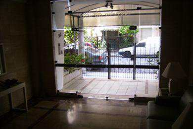 Apartamento em Santos, no bairro Boqueirão