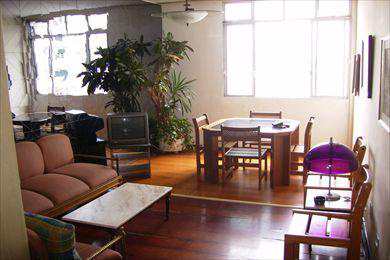 Apartamento em Santos, no bairro Gonzaga