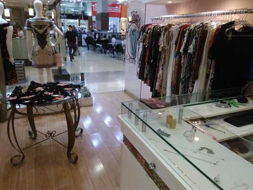 Loja de Roupas, código 10552 em Santos, bairro Gonzaga
