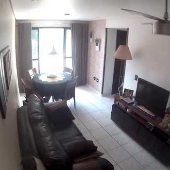 Apartamento em São Vicente, bairro Itararé