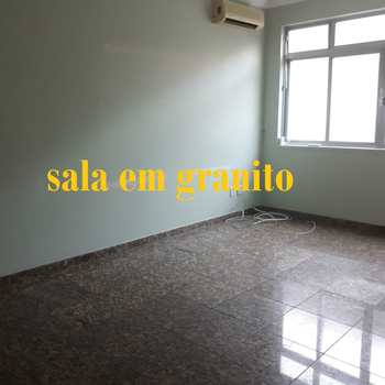 Apartamento em Santos, bairro Campo Grande