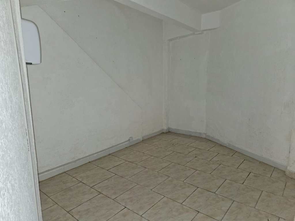 Sala Comercial em São Vicente, no bairro Centro
