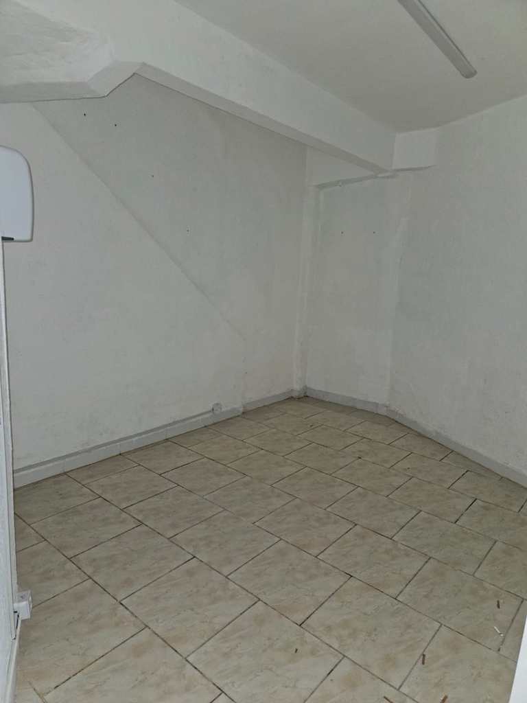 Sala Comercial em São Vicente, no bairro Centro