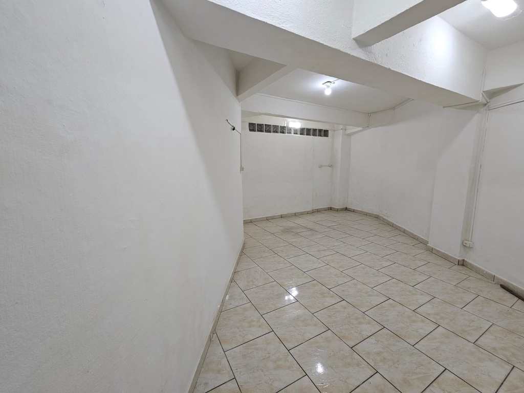 Sala Comercial em São Vicente, no bairro Centro