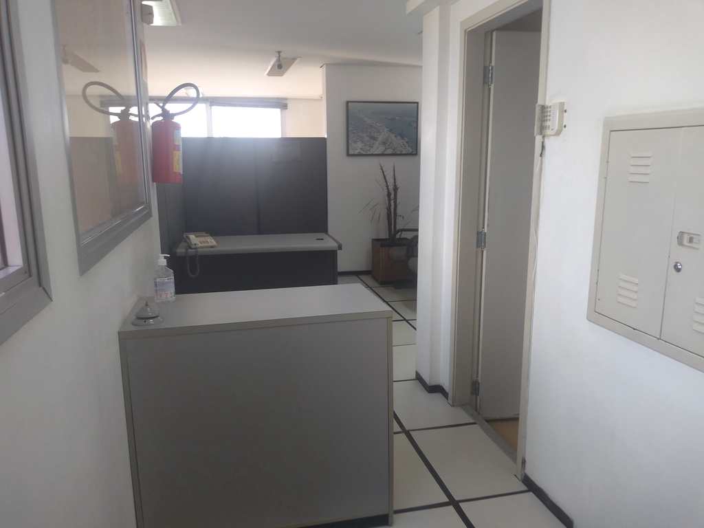 Sala Comercial em Santos, no bairro Centro