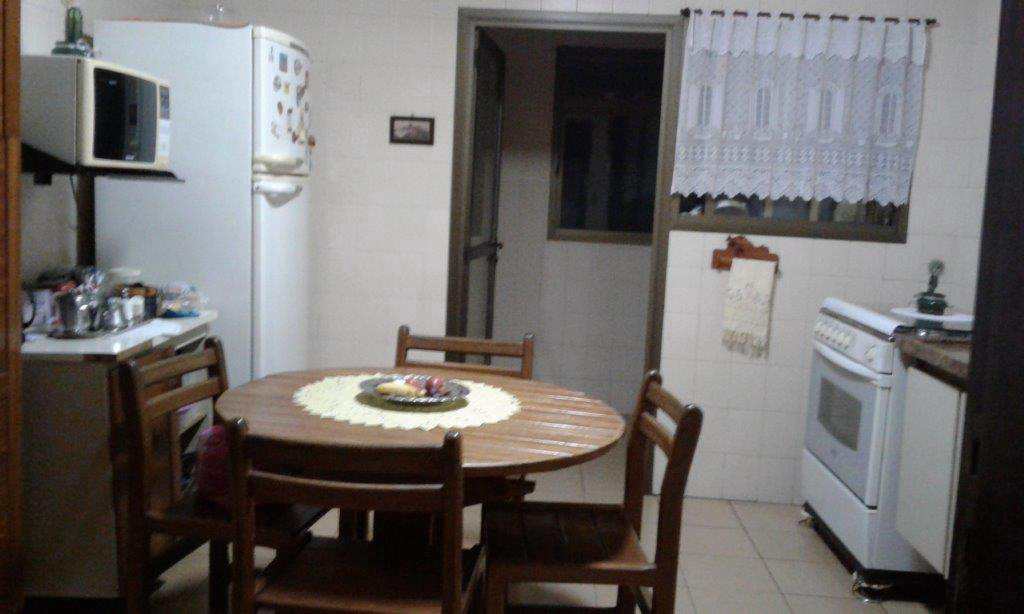 Apartamento em São Vicente, no bairro Centro