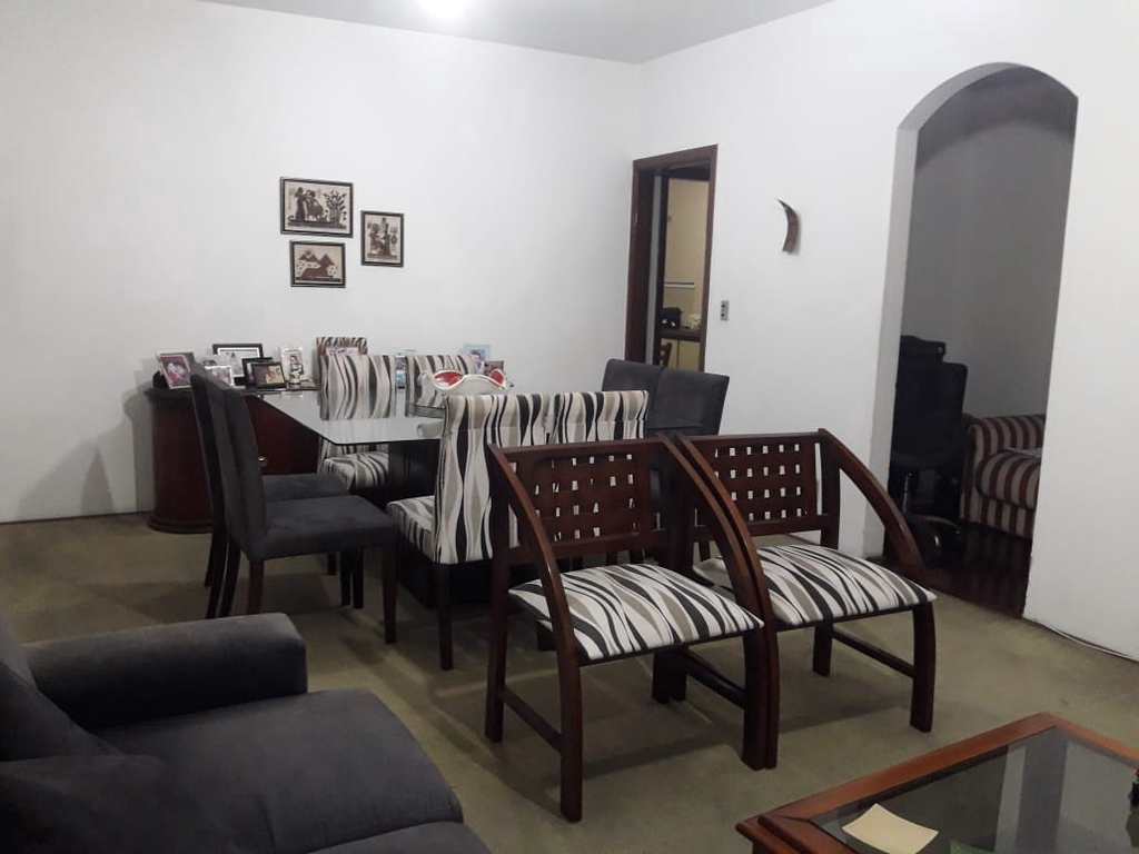 Apartamento em São Vicente, no bairro Centro