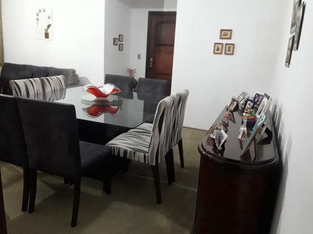 Apartamento em São Vicente, no bairro Centro