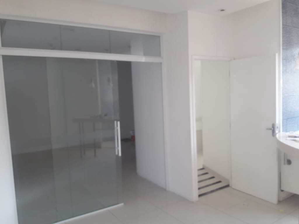 Sala Comercial em Santos, no bairro Centro