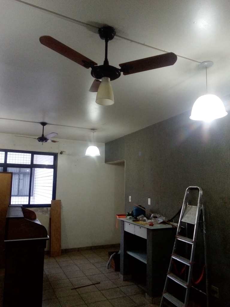 Sala Comercial em Santos, no bairro Vila Mathias