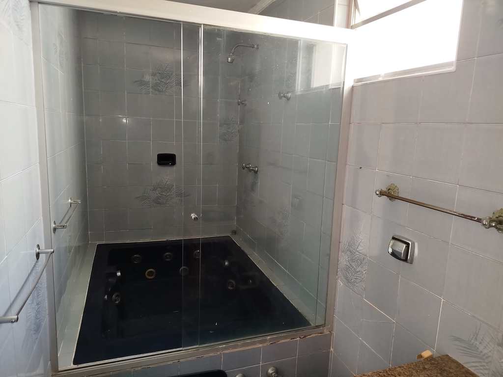 Apartamento em Santos, no bairro Boqueirão