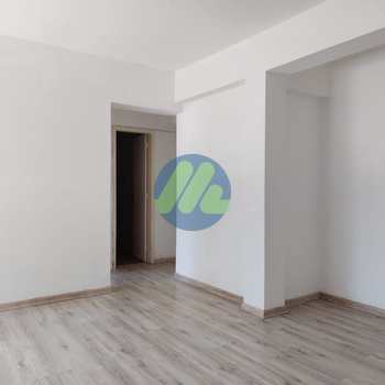 Apartamento em Pelotas, bairro Centro