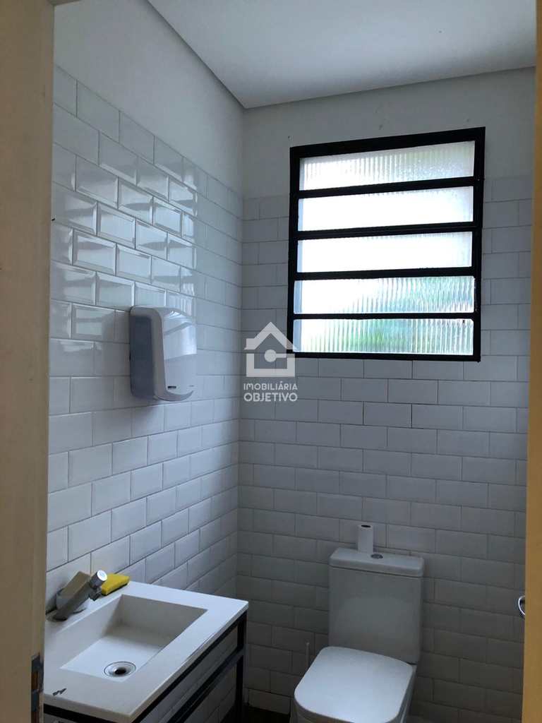 Prédio Comercial em São Paulo, no bairro Vila Suzana