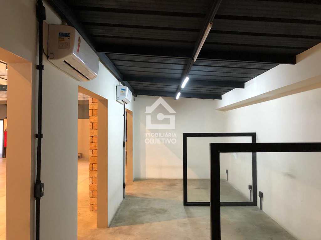 Prédio Comercial em São Paulo, no bairro Vila Suzana