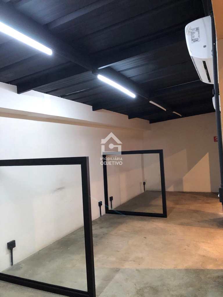 Prédio Comercial em São Paulo, no bairro Vila Suzana