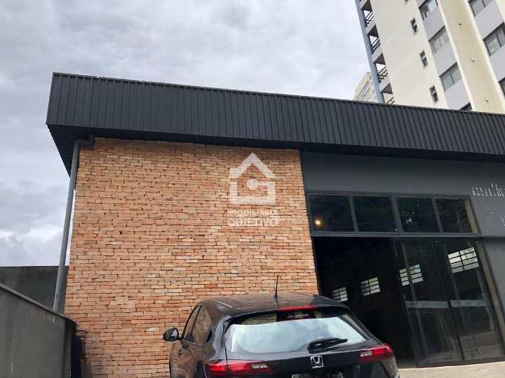 Prédio Comercial em São Paulo, no bairro Vila Suzana