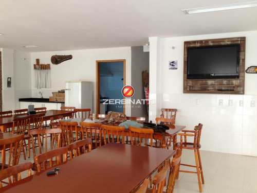 Casa, código CEXIPV1 em Itapema, bairro Meia Praia