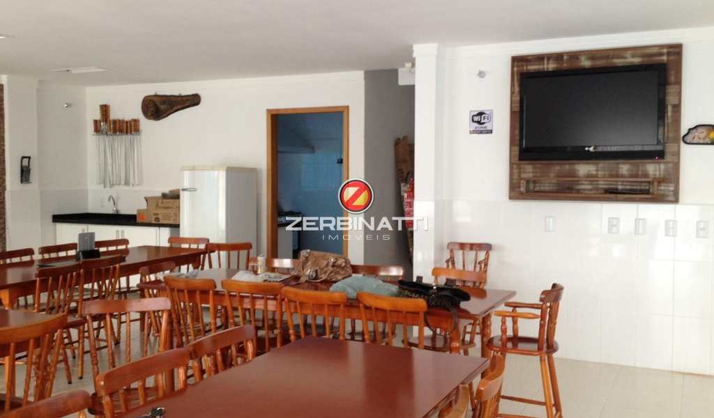 Casa em Itapema, bairro Meia Praia