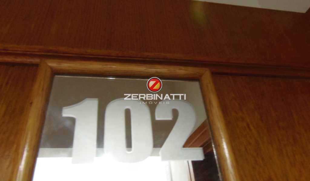 Apartamento em Itapema, bairro Meia Praia
