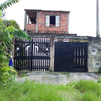 Sobrado em Mongaguá, bairro Balneário Regina Maria