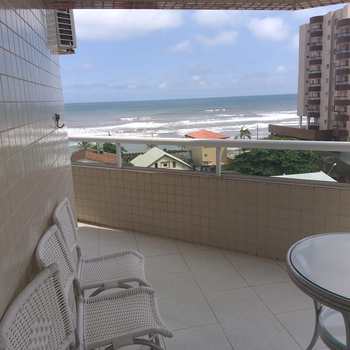 Apartamento em Mongaguá, bairro Centro