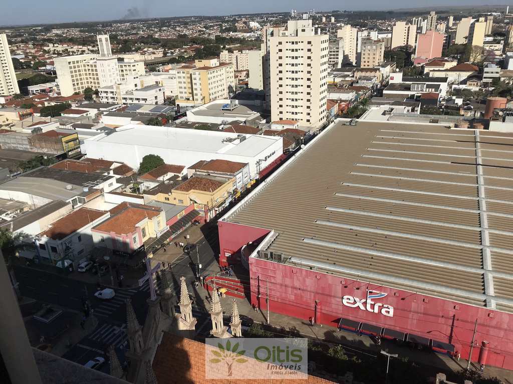 Cobertura em Araraquara, no bairro Centro