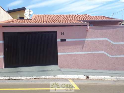 Casa, código 142 em Araraquara, bairro Jardim Paulista