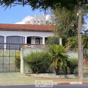 Casa em Araraquara, bairro Centro
