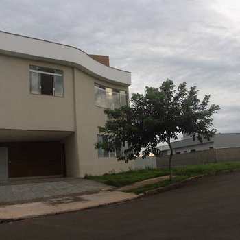 Casa de Condomínio em Piracicaba, bairro Taquaral