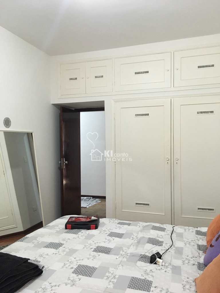 Casa em Atibaia, no bairro Centro