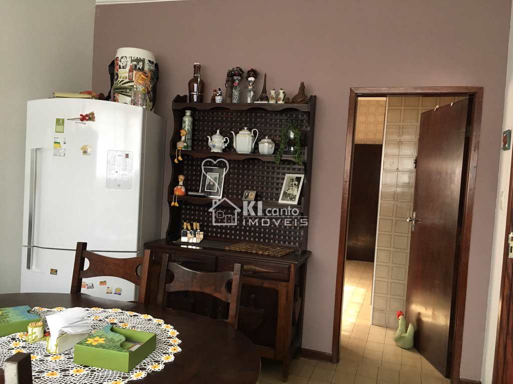 Casa em Atibaia, no bairro Centro