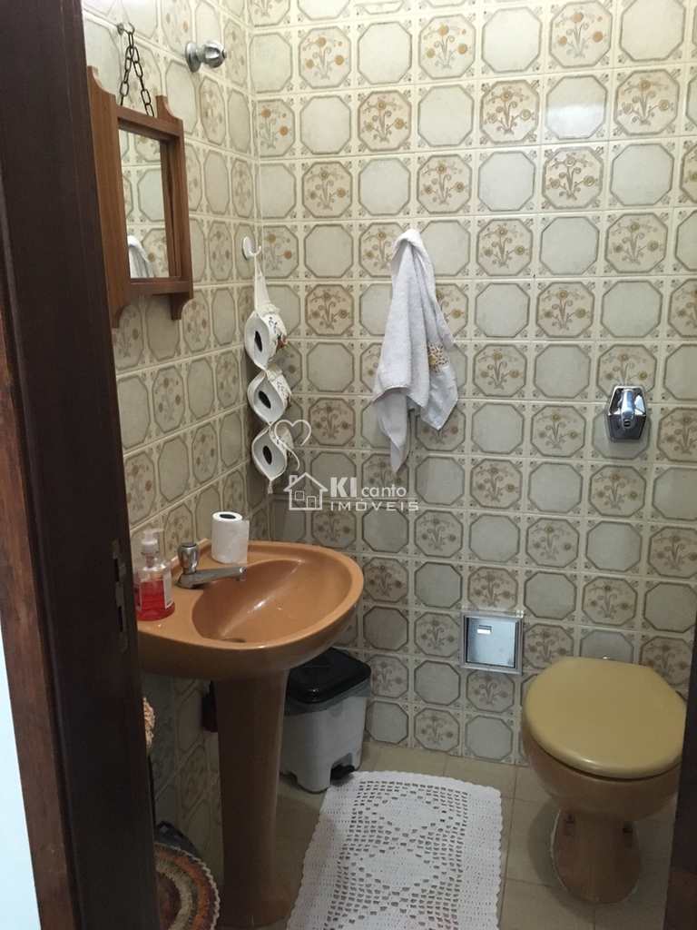Casa em Atibaia, no bairro Centro