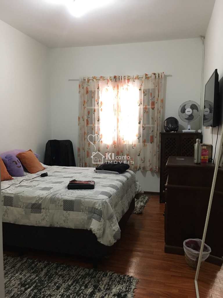 Casa em Atibaia, no bairro Centro