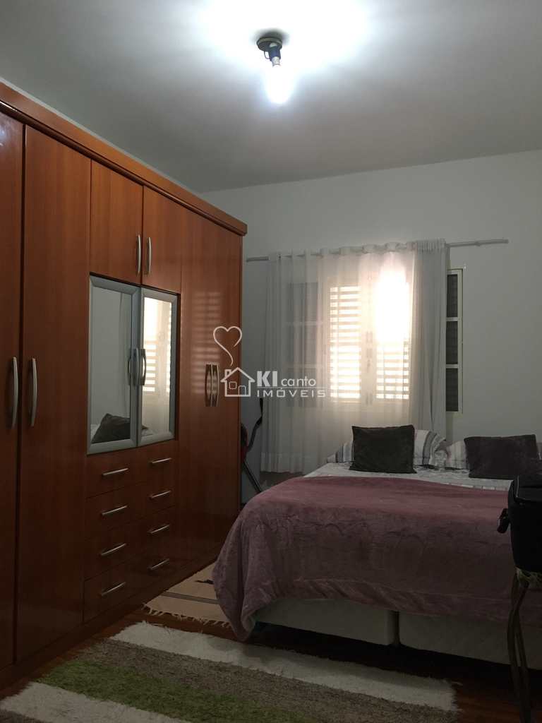 Casa em Atibaia, no bairro Centro