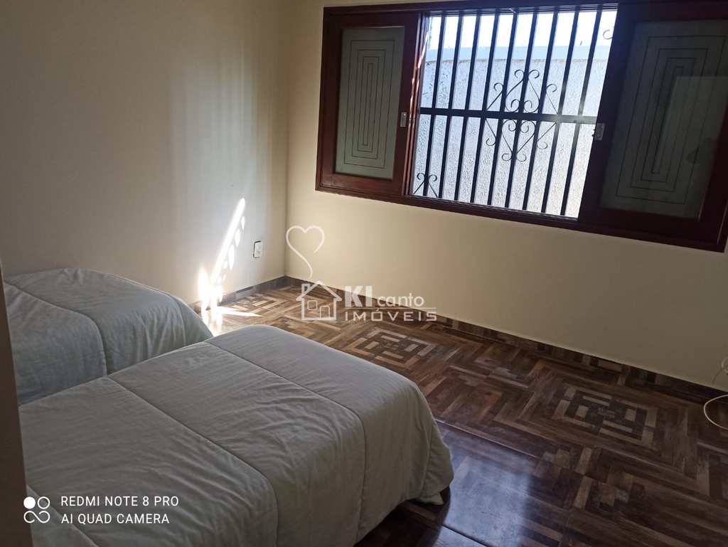 Casa em Atibaia, no bairro Jardim Itaperi