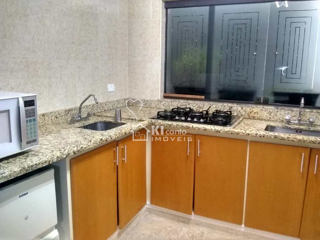 Casa em Atibaia, no bairro Jardim Itaperi