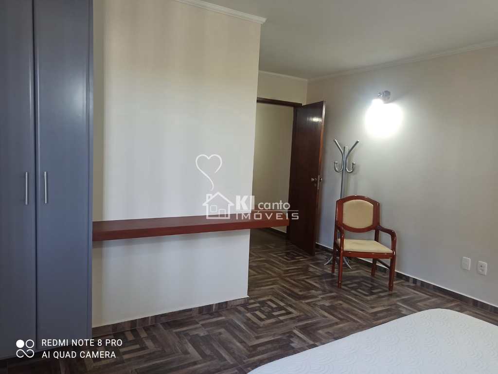 Casa em Atibaia, no bairro Jardim Itaperi