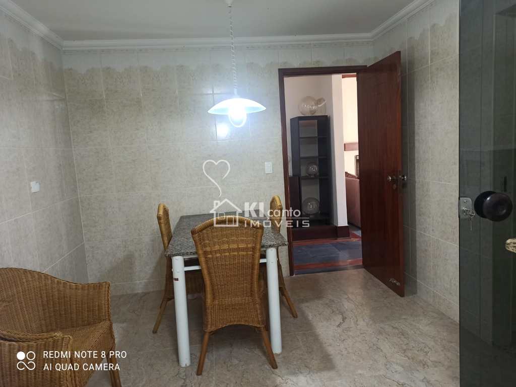 Casa em Atibaia, no bairro Jardim Itaperi