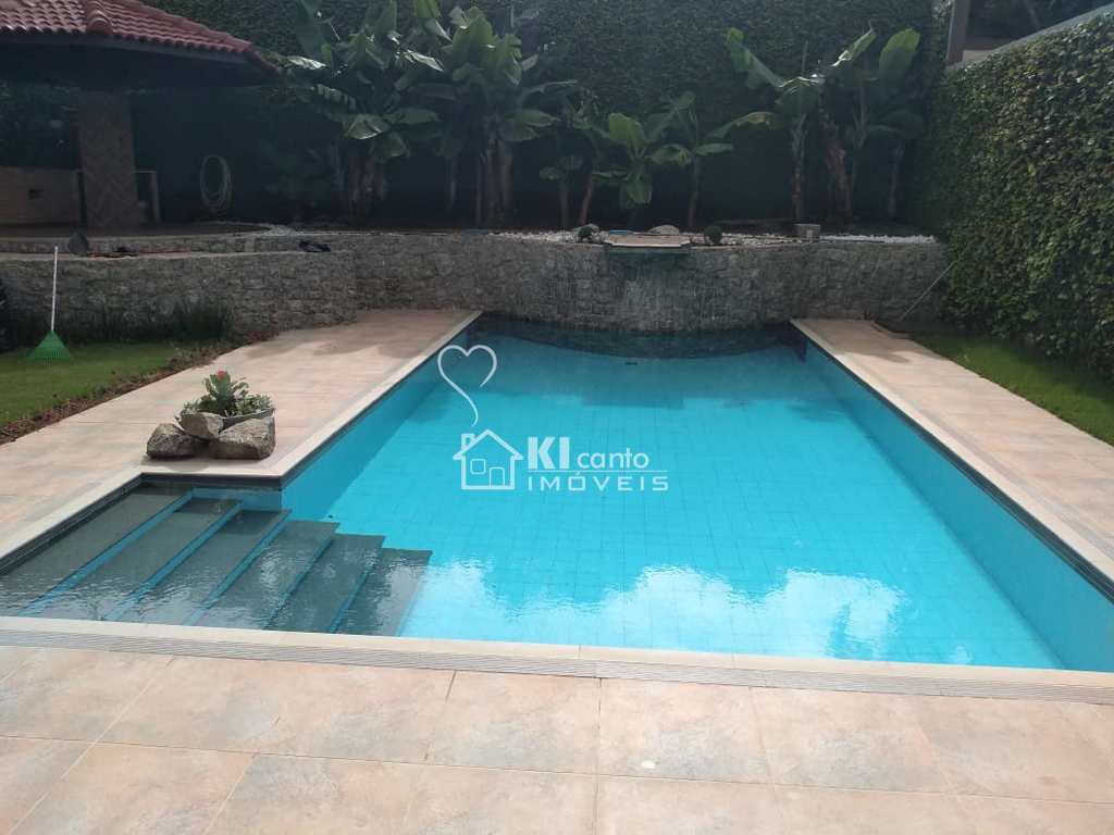 Casa em Atibaia, no bairro Jardim Itaperi