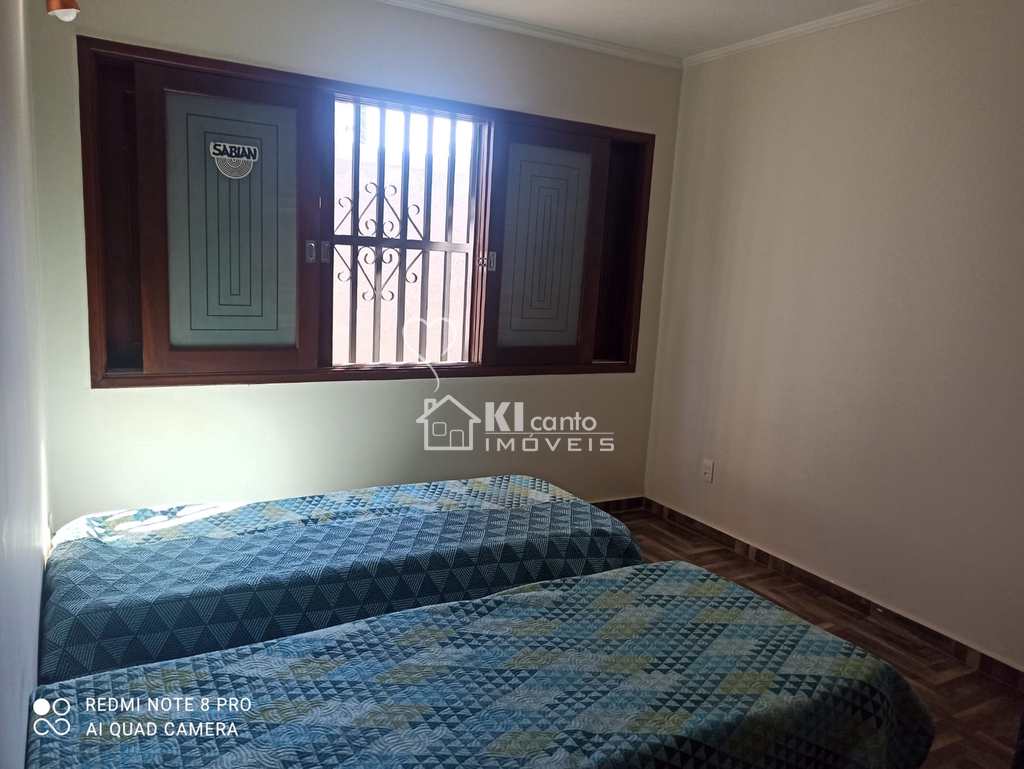 Casa em Atibaia, no bairro Jardim Itaperi