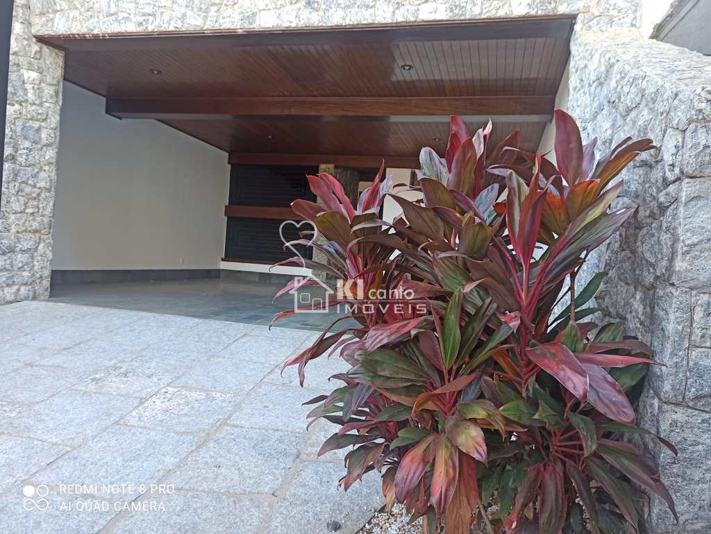 Casa em Atibaia, no bairro Jardim Itaperi