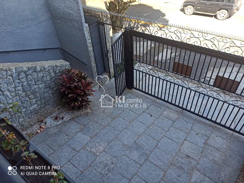 Casa em Atibaia, no bairro Jardim Itaperi