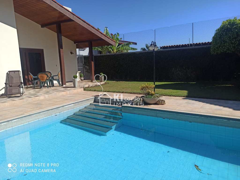 Casa em Atibaia, no bairro Jardim Itaperi