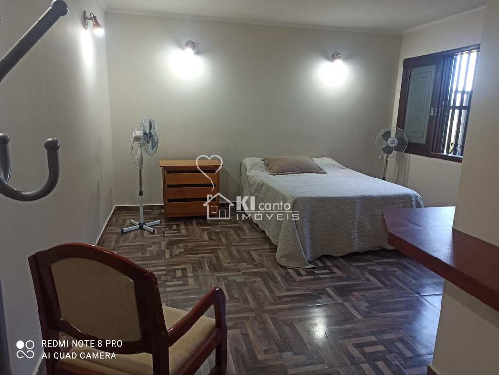 Casa em Atibaia, no bairro Jardim Itaperi