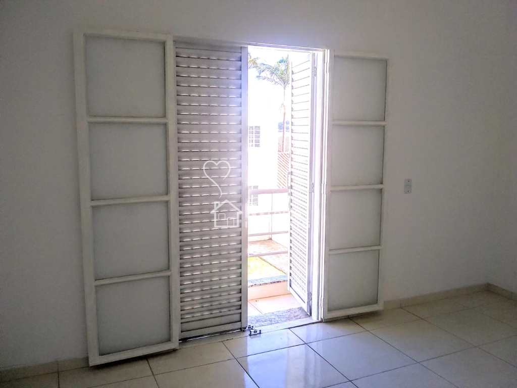 Sobrado em Atibaia, no bairro Loteamento Loanda