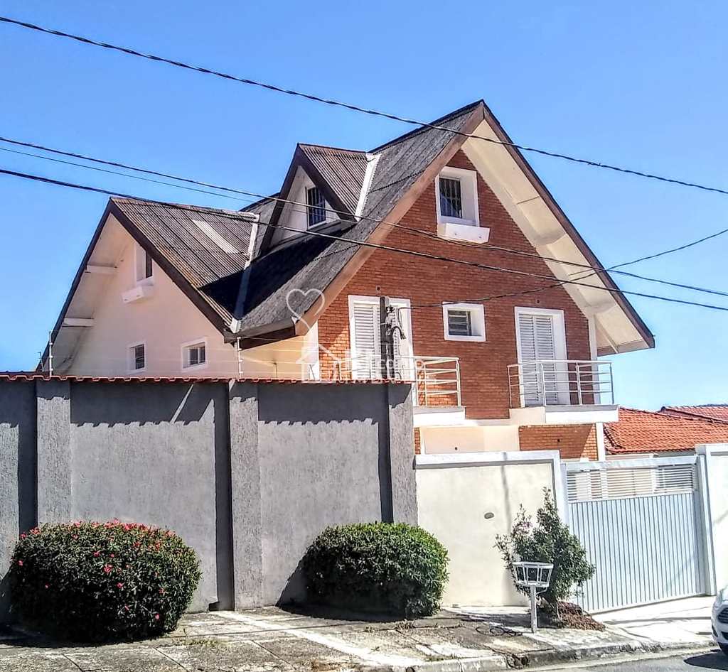 Sobrado em Atibaia, no bairro Loteamento Loanda