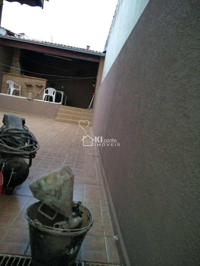 Sobrado em Atibaia, no bairro Jardim Imperial