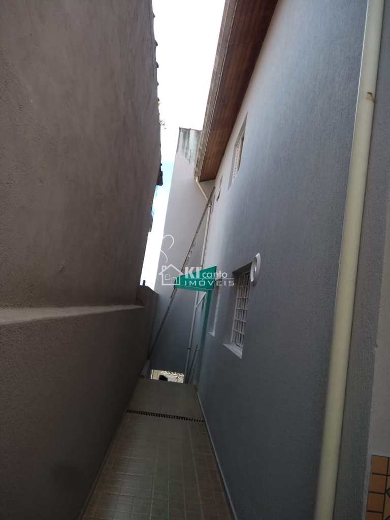 Sobrado em Atibaia, no bairro Jardim Imperial
