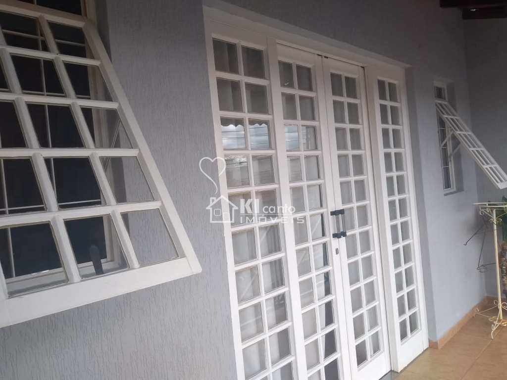 Sobrado em Atibaia, no bairro Jardim Imperial