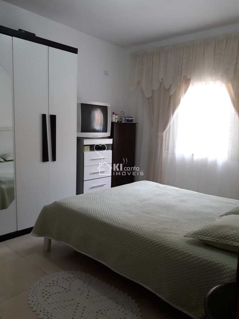 Sobrado em Atibaia, no bairro Jardim dos Pinheiros